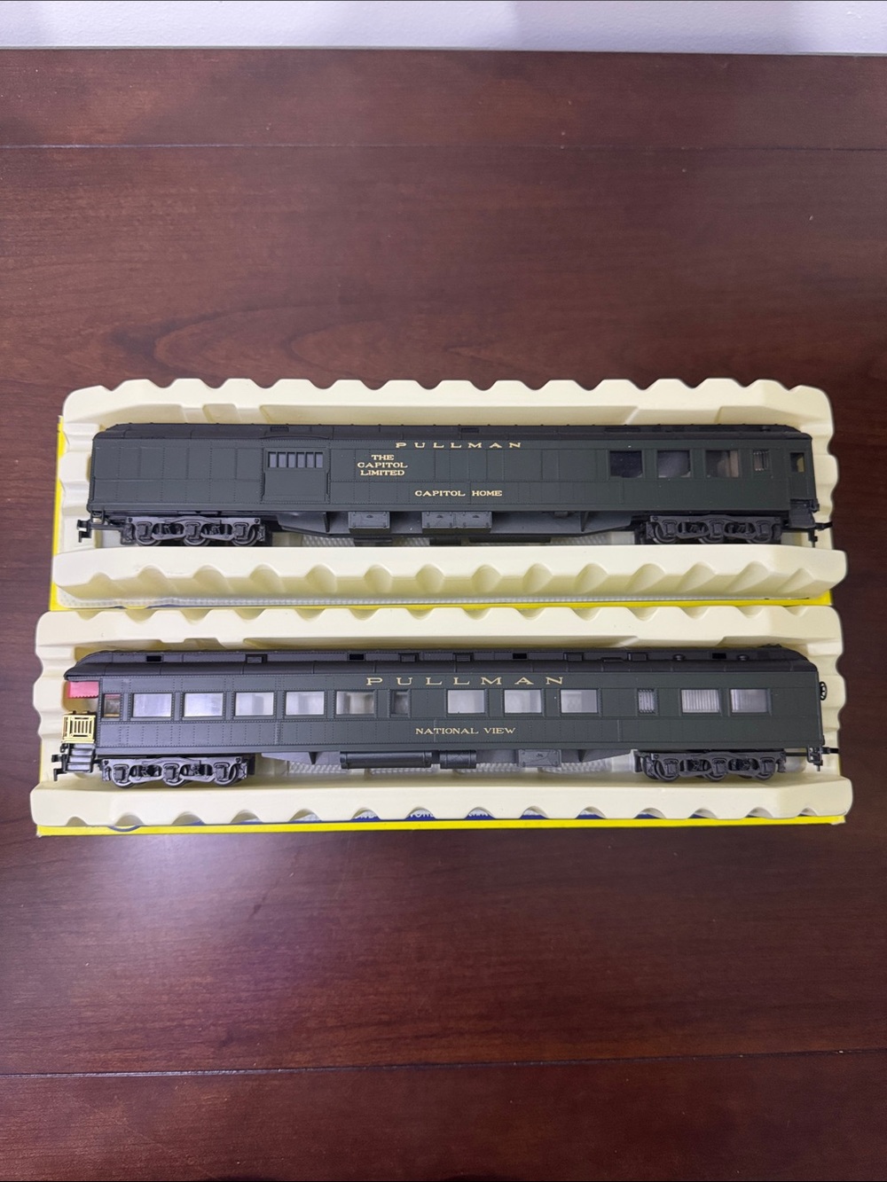 AHM Baltimore & Ohio 1920’s HO Scale 2 Piece Model Train Passenger Car Set (New)